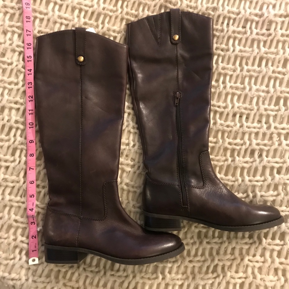INC Never worn Woman’s Boots sz 6.5